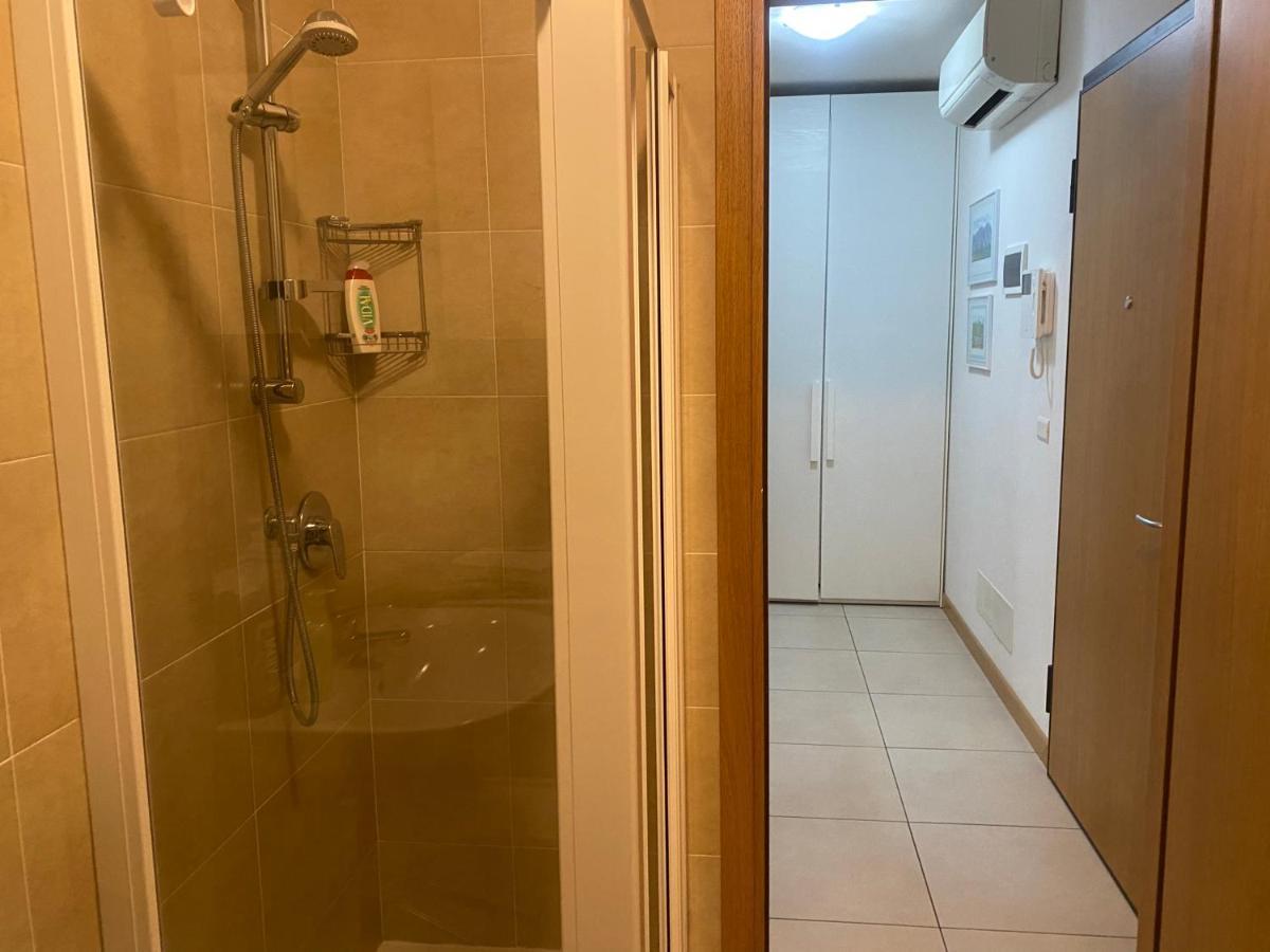 טריאסטה La Casa Di Giacomo Con Parcheggio מראה חיצוני תמונה